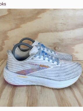 Brooks - Launch 11 - Running Shoes - White/Blue - Women's - 8